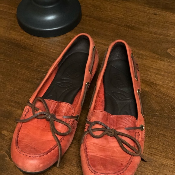 Shoes - Picture 3 of 5